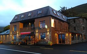 Caitins Pub And Accommodation
